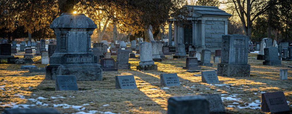 How Much Is A Cemetery Plot 